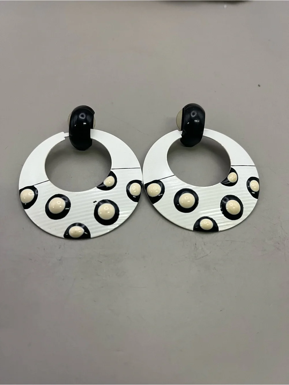Vintage 80s 90s Statement Hoop Earrings White Black Polka Dot Enamel Retro Mod